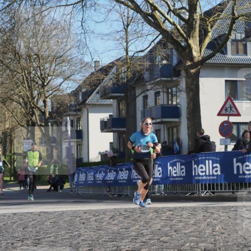 06.04.2025 - 44. Internationalen Wilhelmsburger Insellauf Luisa Fischer http://msf.ph/oto/7562454 06.04.2025 10:31:15 Ziel 3976, 5025 meine-sportfotos.de