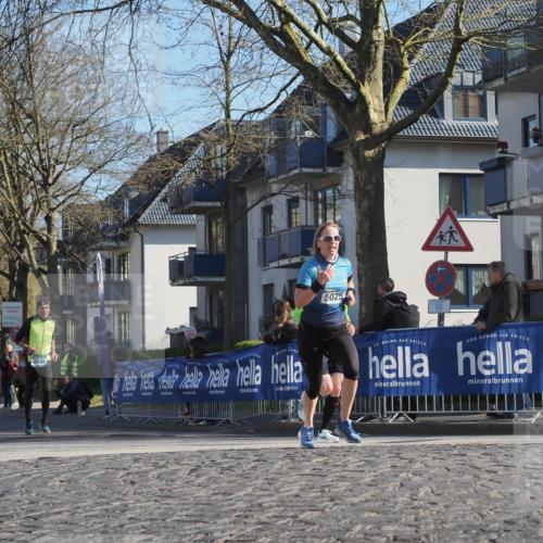 06.04.2025 - 44. Internationalen Wilhelmsburger Insellauf Luisa Fischer http://msf.ph/oto/7562466 06.04.2025 10:31:16 Ziel 397, 5025, 3542 meine-sportfotos.de