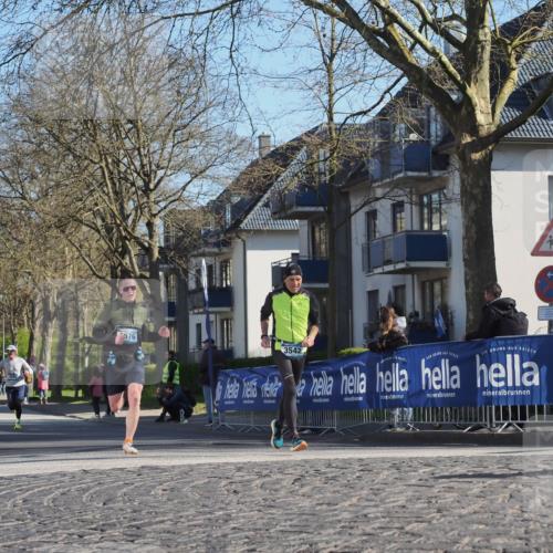 06.04.2025 - 44. Internationalen Wilhelmsburger Insellauf Luisa Fischer http://msf.ph/oto/7562523 06.04.2025 10:31:17 Ziel 976, 3542 meine-sportfotos.de