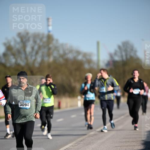 06.04.2025 - 44. Internationalen Wilhelmsburger Insellauf Dr. Thomas Lammeyer http://msf.ph/oto/7562573 06.04.2025 09:37:20 Laufen 3094 meine-sportfotos.de