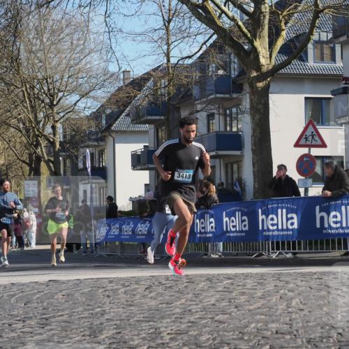 06.04.2025 - 44. Internationalen Wilhelmsburger Insellauf Luisa Fischer http://msf.ph/oto/7562642 06.04.2025 10:31:41 Ziel 4057, 4228, 4271, 3413 meine-sportfotos.de