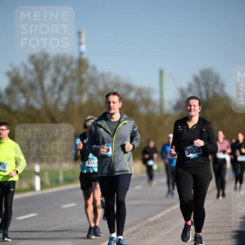 06.04.2025 - 44. Internationalen Wilhelmsburger Insellauf Dr. Thomas Lammeyer http://msf.ph/oto/7562659 06.04.2025 09:37:24 Laufen 4162, 3032 meine-sportfotos.de