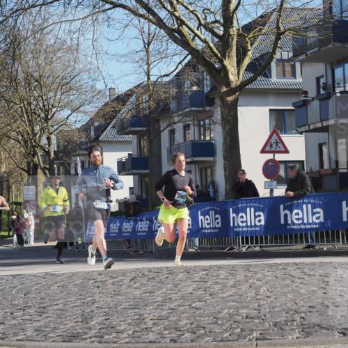 06.04.2025 - 44. Internationalen Wilhelmsburger Insellauf Luisa Fischer http://msf.ph/oto/7562690 06.04.2025 10:31:43 Ziel 422, 4271, 3962 meine-sportfotos.de