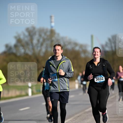 06.04.2025 - 44. Internationalen Wilhelmsburger Insellauf Dr. Thomas Lammeyer http://msf.ph/oto/7562694 06.04.2025 09:37:26 Laufen 029, 3032 meine-sportfotos.de