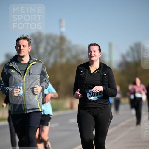06.04.2025 - 44. Internationalen Wilhelmsburger Insellauf Dr. Thomas Lammeyer http://msf.ph/oto/7562744 06.04.2025 09:37:27 Laufen 3032 meine-sportfotos.de