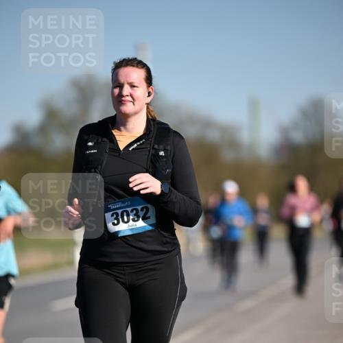 06.04.2025 - 44. Internationalen Wilhelmsburger Insellauf Dr. Thomas Lammeyer http://msf.ph/oto/7562778 06.04.2025 09:37:29 Laufen 3032 meine-sportfotos.de