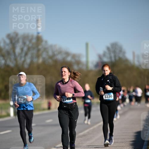 06.04.2025 - 44. Internationalen Wilhelmsburger Insellauf Dr. Thomas Lammeyer http://msf.ph/oto/7562833 06.04.2025 09:37:36 Laufen 3145, 3330 meine-sportfotos.de