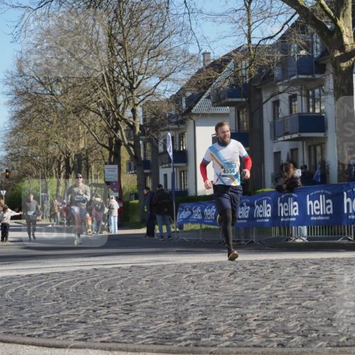 06.04.2025 - 44. Internationalen Wilhelmsburger Insellauf Luisa Fischer http://msf.ph/oto/7562838 06.04.2025 10:32:08 Ziel 4556 meine-sportfotos.de