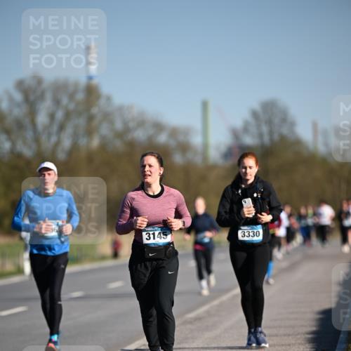 06.04.2025 - 44. Internationalen Wilhelmsburger Insellauf Dr. Thomas Lammeyer http://msf.ph/oto/7562841 06.04.2025 09:37:36 Laufen 3145, 3330 meine-sportfotos.de