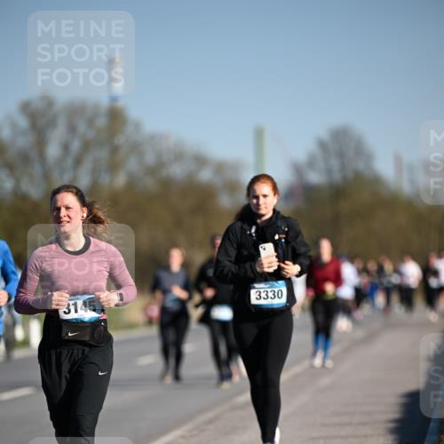 06.04.2025 - 44. Internationalen Wilhelmsburger Insellauf Dr. Thomas Lammeyer http://msf.ph/oto/7562886 06.04.2025 09:37:38 Laufen 3145, 3330 meine-sportfotos.de