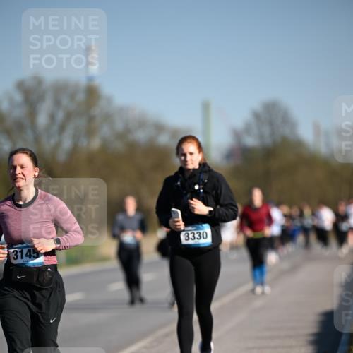 06.04.2025 - 44. Internationalen Wilhelmsburger Insellauf Dr. Thomas Lammeyer http://msf.ph/oto/7562895 06.04.2025 09:37:38 Laufen 3145, 3330 meine-sportfotos.de