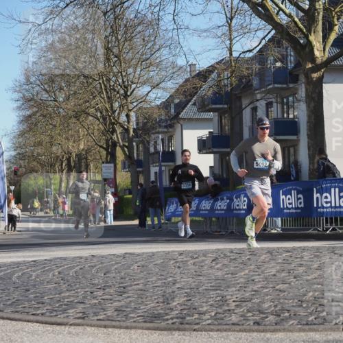 06.04.2025 - 44. Internationalen Wilhelmsburger Insellauf Luisa Fischer http://msf.ph/oto/7562903 06.04.2025 10:32:11 Ziel 4242, 5092, 3359 meine-sportfotos.de