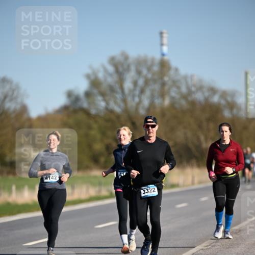 06.04.2025 - 44. Internationalen Wilhelmsburger Insellauf Dr. Thomas Lammeyer http://msf.ph/oto/7562939 06.04.2025 09:37:44 Laufen 4142, 3322 meine-sportfotos.de