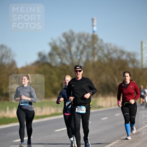 06.04.2025 - 44. Internationalen Wilhelmsburger Insellauf Dr. Thomas Lammeyer http://msf.ph/oto/7562947 06.04.2025 09:37:45 Laufen 3322 meine-sportfotos.de