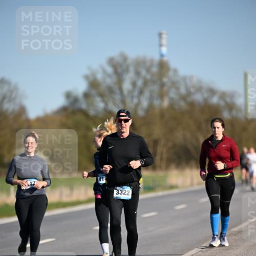 06.04.2025 - 44. Internationalen Wilhelmsburger Insellauf Dr. Thomas Lammeyer http://msf.ph/oto/7562964 06.04.2025 09:37:45 Laufen 3322 meine-sportfotos.de