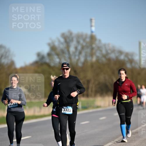 06.04.2025 - 44. Internationalen Wilhelmsburger Insellauf Dr. Thomas Lammeyer http://msf.ph/oto/7562968 06.04.2025 09:37:45 Laufen 3322 meine-sportfotos.de