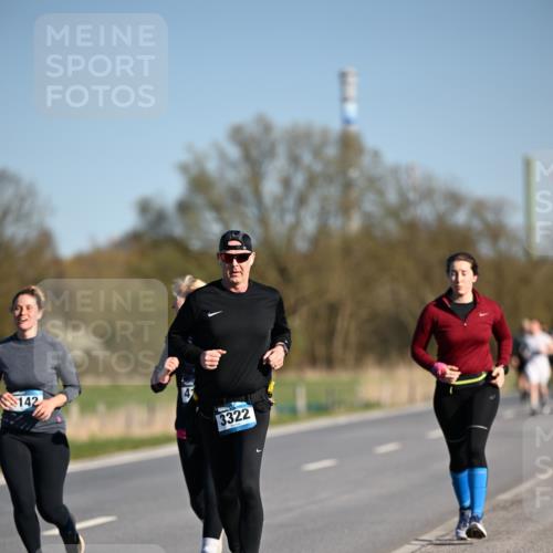 06.04.2025 - 44. Internationalen Wilhelmsburger Insellauf Dr. Thomas Lammeyer http://msf.ph/oto/7562977 06.04.2025 09:37:46 Laufen 142, 3322 meine-sportfotos.de