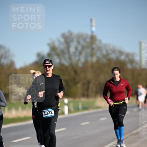 06.04.2025 - 44. Internationalen Wilhelmsburger Insellauf Dr. Thomas Lammeyer http://msf.ph/oto/7562985 06.04.2025 09:37:46 Laufen 3322 meine-sportfotos.de