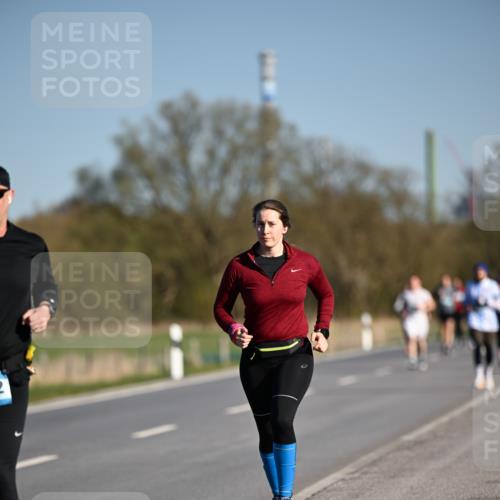 06.04.2025 - 44. Internationalen Wilhelmsburger Insellauf Dr. Thomas Lammeyer http://msf.ph/oto/7563007 06.04.2025 09:37:48 Laufen  meine-sportfotos.de