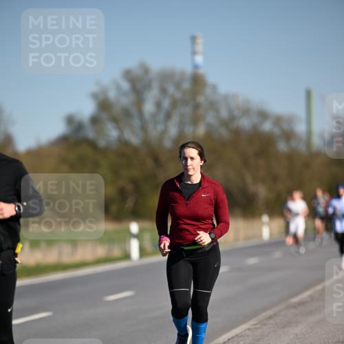 06.04.2025 - 44. Internationalen Wilhelmsburger Insellauf Dr. Thomas Lammeyer http://msf.ph/oto/7563015 06.04.2025 09:37:48 Laufen  meine-sportfotos.de