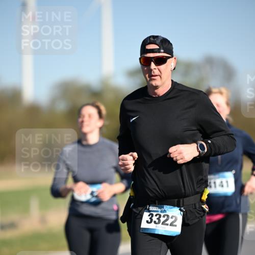 06.04.2025 - 44. Internationalen Wilhelmsburger Insellauf Dr. Thomas Lammeyer http://msf.ph/oto/7563055 06.04.2025 09:37:50 Laufen 3322, 4141 meine-sportfotos.de