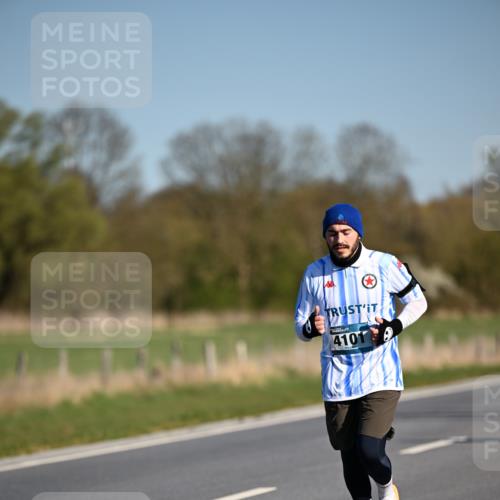 06.04.2025 - 44. Internationalen Wilhelmsburger Insellauf Dr. Thomas Lammeyer http://msf.ph/oto/7563067 06.04.2025 09:38:02 Laufen 41012 meine-sportfotos.de