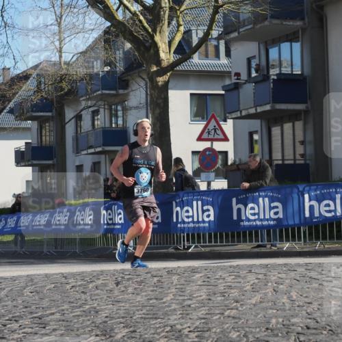06.04.2025 - 44. Internationalen Wilhelmsburger Insellauf Luisa Fischer http://msf.ph/oto/7563088 06.04.2025 10:32:49 Ziel 3760 meine-sportfotos.de