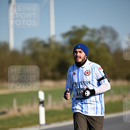 06.04.2025 - 44. Internationalen Wilhelmsburger Insellauf Dr. Thomas Lammeyer http://msf.ph/oto/7563120 06.04.2025 09:38:04 Laufen 418 meine-sportfotos.de
