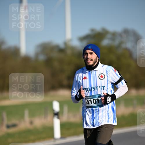 06.04.2025 - 44. Internationalen Wilhelmsburger Insellauf Dr. Thomas Lammeyer http://msf.ph/oto/7563123 06.04.2025 09:38:04 Laufen 41019 meine-sportfotos.de