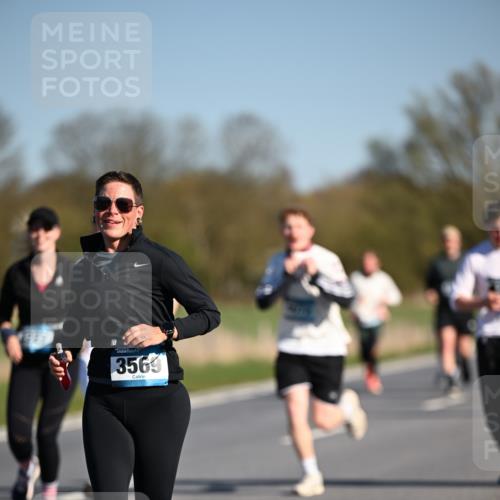 06.04.2025 - 44. Internationalen Wilhelmsburger Insellauf Dr. Thomas Lammeyer http://msf.ph/oto/7563176 06.04.2025 09:38:08 Laufen 3569 meine-sportfotos.de