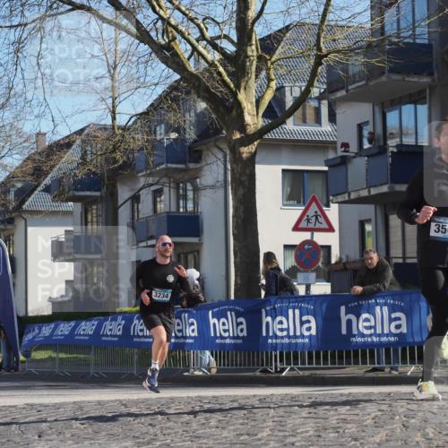 06.04.2025 - 44. Internationalen Wilhelmsburger Insellauf Luisa Fischer http://msf.ph/oto/7563184 06.04.2025 10:33:05 Ziel 3234, 3564 meine-sportfotos.de