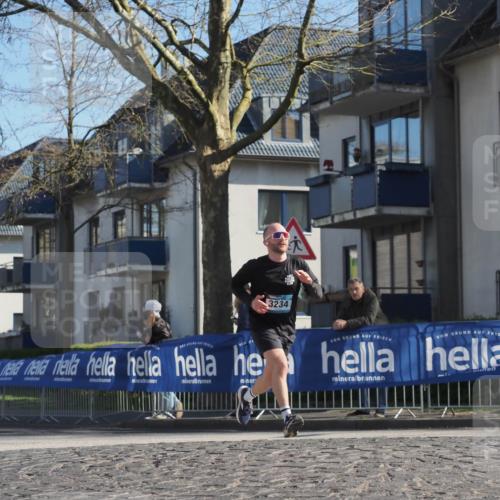 06.04.2025 - 44. Internationalen Wilhelmsburger Insellauf Luisa Fischer http://msf.ph/oto/7563189 06.04.2025 10:33:06 Ziel 3234 meine-sportfotos.de