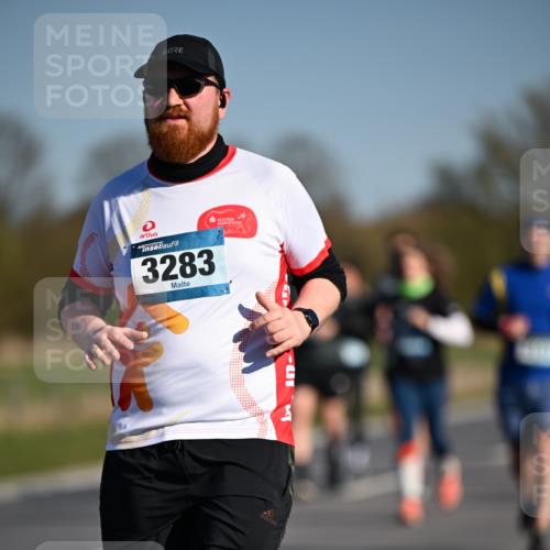 06.04.2025 - 44. Internationalen Wilhelmsburger Insellauf Dr. Thomas Lammeyer http://msf.ph/oto/7563271 06.04.2025 09:38:13 Laufen 3283 meine-sportfotos.de
