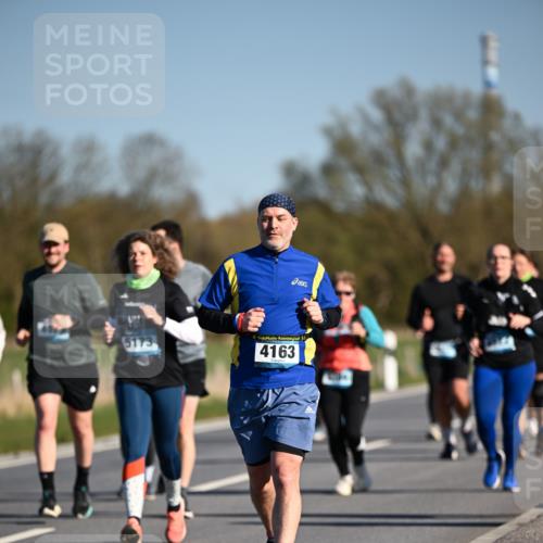 06.04.2025 - 44. Internationalen Wilhelmsburger Insellauf Dr. Thomas Lammeyer http://msf.ph/oto/7563300 06.04.2025 09:38:15 Laufen 5173, 4163 meine-sportfotos.de