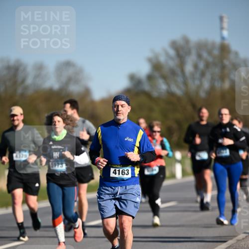 06.04.2025 - 44. Internationalen Wilhelmsburger Insellauf Dr. Thomas Lammeyer http://msf.ph/oto/7563302 06.04.2025 09:38:15 Laufen 5173, 4163 meine-sportfotos.de