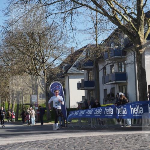 06.04.2025 - 44. Internationalen Wilhelmsburger Insellauf Luisa Fischer http://msf.ph/oto/7563303 06.04.2025 10:33:24 Ziel 4058 meine-sportfotos.de