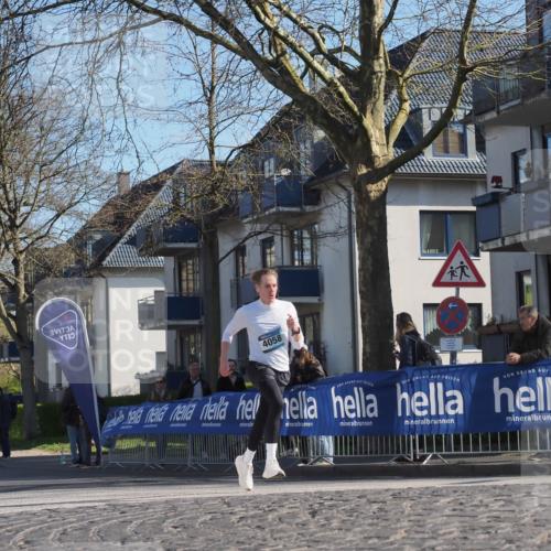 06.04.2025 - 44. Internationalen Wilhelmsburger Insellauf Luisa Fischer http://msf.ph/oto/7563332 06.04.2025 10:33:26 Ziel 4058 meine-sportfotos.de