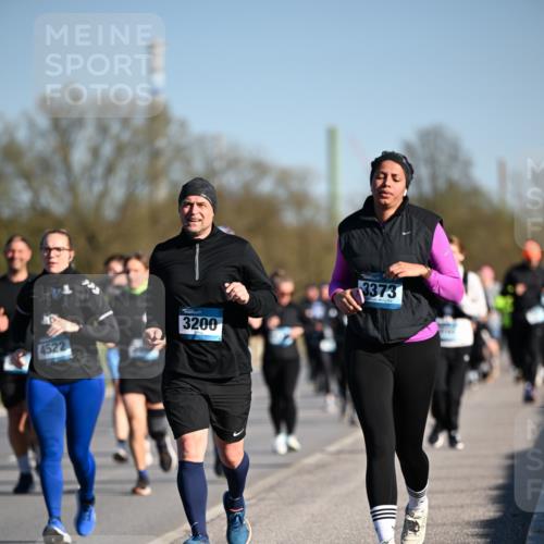 06.04.2025 - 44. Internationalen Wilhelmsburger Insellauf Dr. Thomas Lammeyer http://msf.ph/oto/7563350 06.04.2025 09:38:17 Laufen 3200, 4522, 3373 meine-sportfotos.de