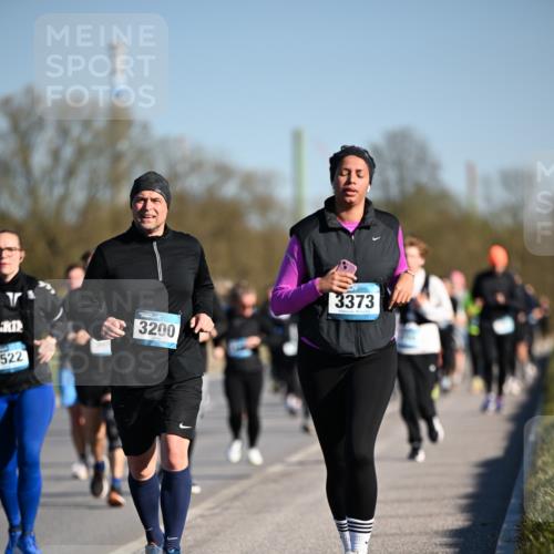 06.04.2025 - 44. Internationalen Wilhelmsburger Insellauf Dr. Thomas Lammeyer http://msf.ph/oto/7563357 06.04.2025 09:38:17 Laufen 3373, 3200, 522 meine-sportfotos.de
