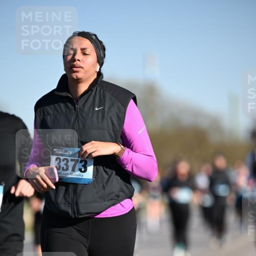 06.04.2025 - 44. Internationalen Wilhelmsburger Insellauf Dr. Thomas Lammeyer http://msf.ph/oto/7563410 06.04.2025 09:38:21 Laufen 3373 meine-sportfotos.de