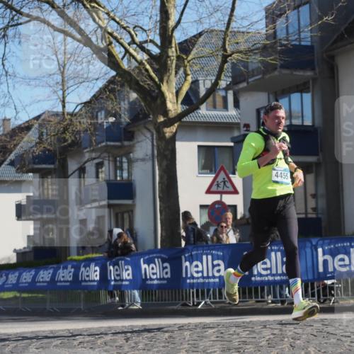 06.04.2025 - 44. Internationalen Wilhelmsburger Insellauf Luisa Fischer http://msf.ph/oto/7563437 06.04.2025 10:33:37 Ziel 4455 meine-sportfotos.de