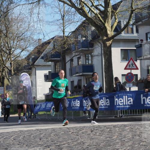 06.04.2025 - 44. Internationalen Wilhelmsburger Insellauf Luisa Fischer http://msf.ph/oto/7563444 06.04.2025 10:33:39 Ziel 4465, 3909, 5033 meine-sportfotos.de