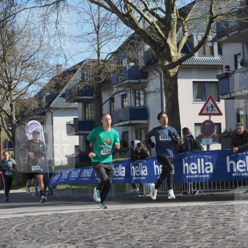 06.04.2025 - 44. Internationalen Wilhelmsburger Insellauf Luisa Fischer http://msf.ph/oto/7563447 06.04.2025 10:33:39 Ziel 3826, 5033, 4465, 3909 meine-sportfotos.de