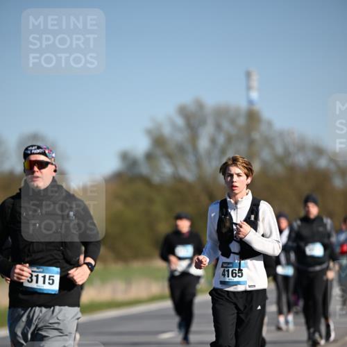 06.04.2025 - 44. Internationalen Wilhelmsburger Insellauf Dr. Thomas Lammeyer http://msf.ph/oto/7563448 06.04.2025 09:38:24 Laufen 3115, 4165 meine-sportfotos.de