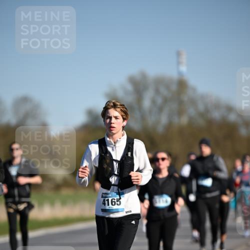 06.04.2025 - 44. Internationalen Wilhelmsburger Insellauf Dr. Thomas Lammeyer http://msf.ph/oto/7563466 06.04.2025 09:38:25 Laufen 4165 meine-sportfotos.de