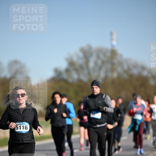 06.04.2025 - 44. Internationalen Wilhelmsburger Insellauf Dr. Thomas Lammeyer http://msf.ph/oto/7563530 06.04.2025 09:38:28 Laufen 5116 meine-sportfotos.de