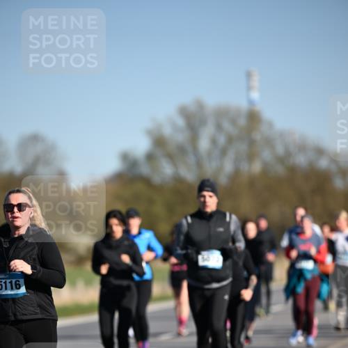 06.04.2025 - 44. Internationalen Wilhelmsburger Insellauf Dr. Thomas Lammeyer http://msf.ph/oto/7563536 06.04.2025 09:38:28 Laufen 5116 meine-sportfotos.de