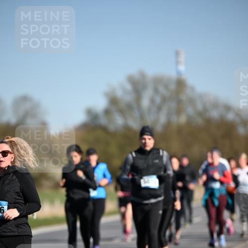 06.04.2025 - 44. Internationalen Wilhelmsburger Insellauf Dr. Thomas Lammeyer http://msf.ph/oto/7563539 06.04.2025 09:38:28 Laufen 6 meine-sportfotos.de
