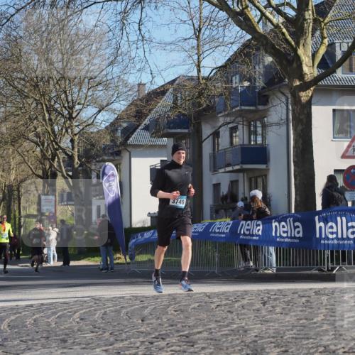 06.04.2025 - 44. Internationalen Wilhelmsburger Insellauf Luisa Fischer http://msf.ph/oto/7563551 06.04.2025 10:34:00 Ziel 3749 meine-sportfotos.de