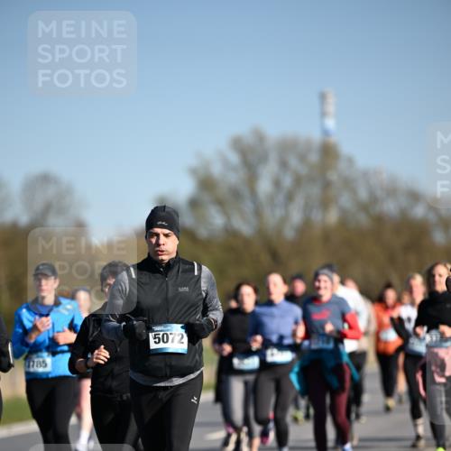 06.04.2025 - 44. Internationalen Wilhelmsburger Insellauf Dr. Thomas Lammeyer http://msf.ph/oto/7563580 06.04.2025 09:38:30 Laufen 11785, 5072 meine-sportfotos.de